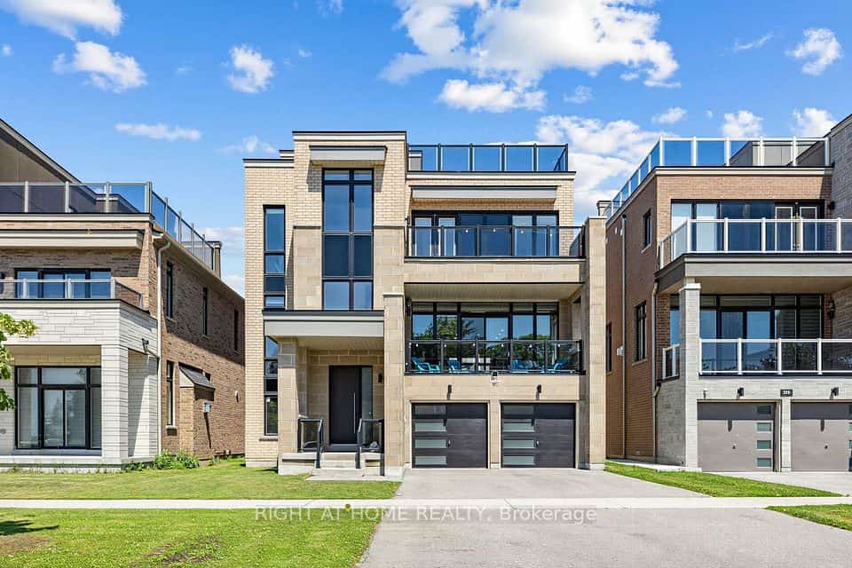 215 Port Darlington Road, Clarington, ON L1C 4A7