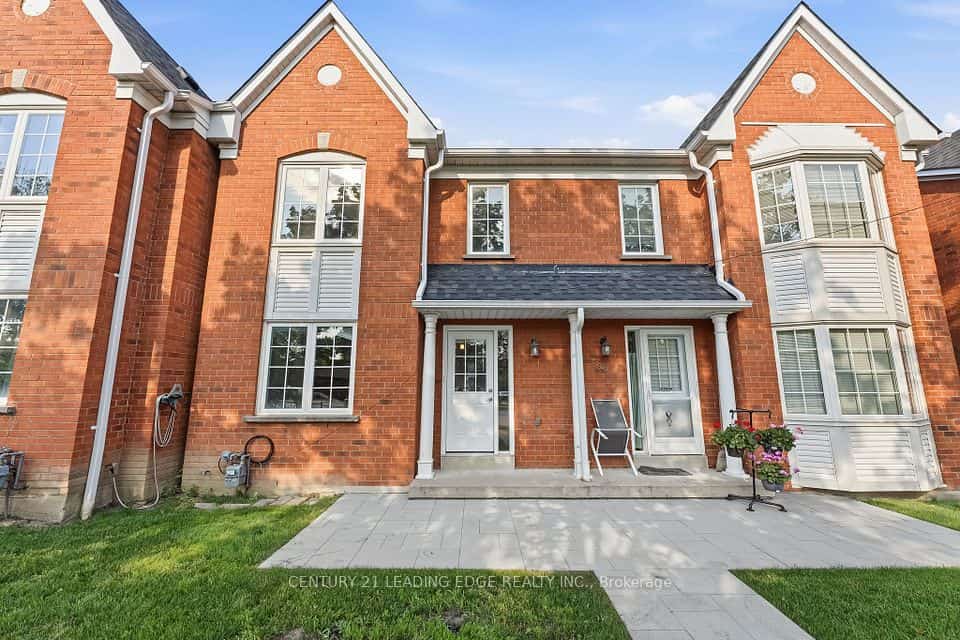 10 Bassett Boulevard #91, Whitby, ON L1N 9C5