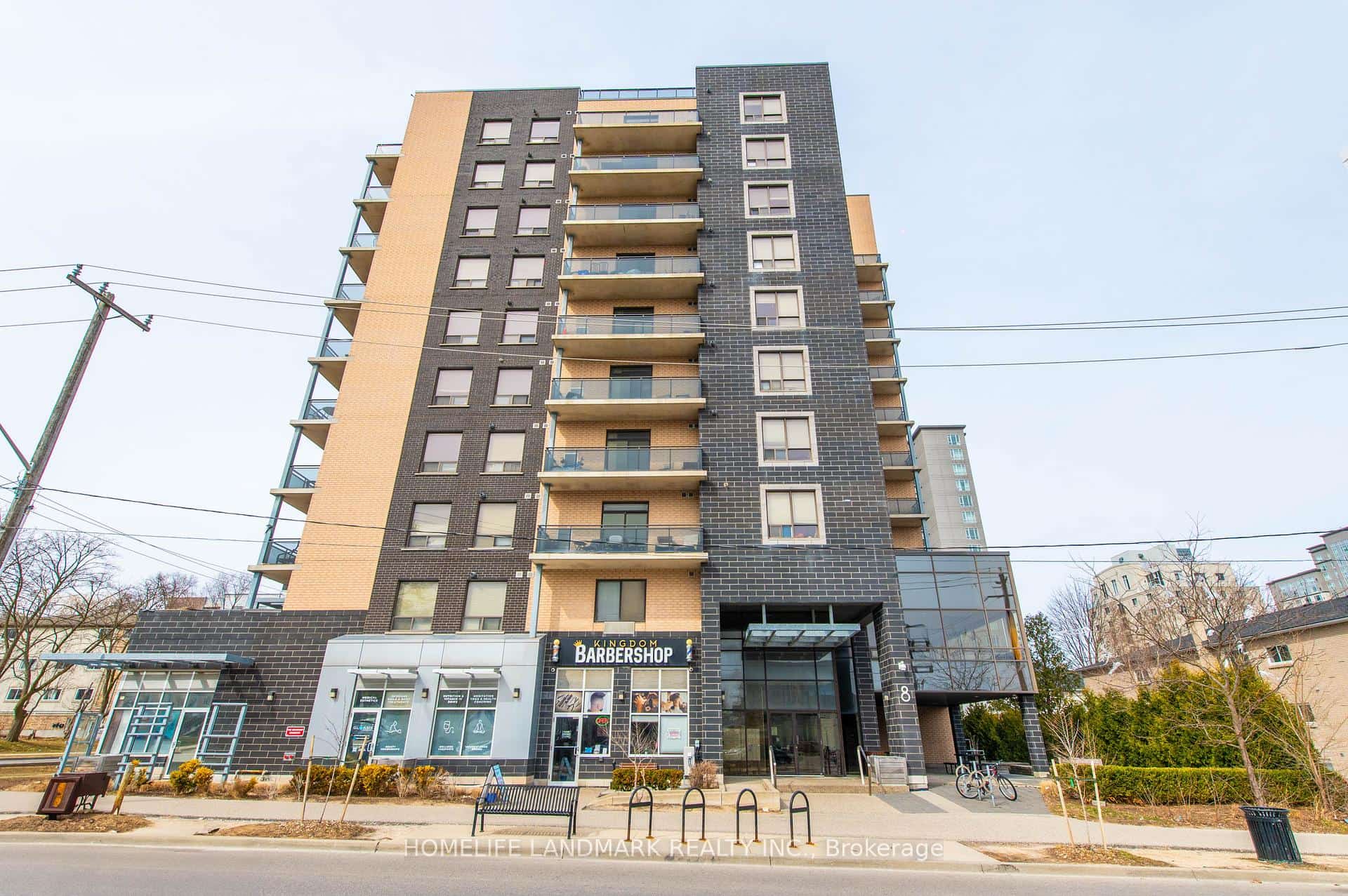 8 Hickory Street W #901, Waterloo, ON N2L 3H6
