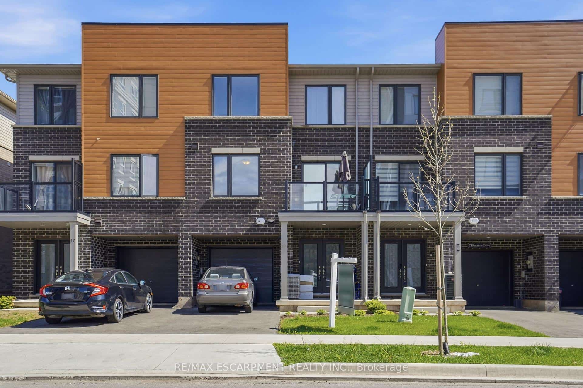 19 Roxanne Drive #119, Hamilton, ON L8H 0B6