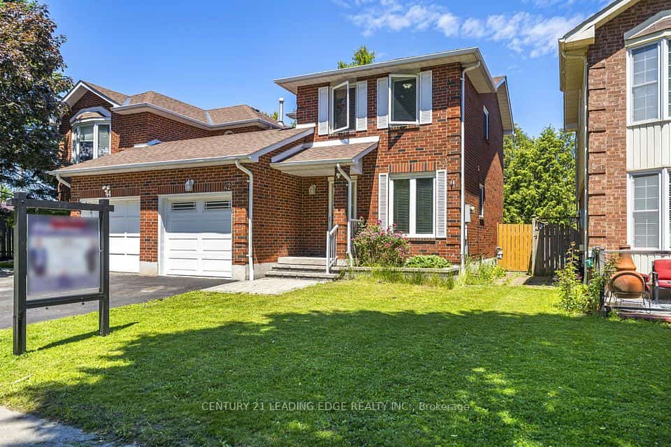 42 Hewitt Crescent, Ajax, ON L1S 7A4