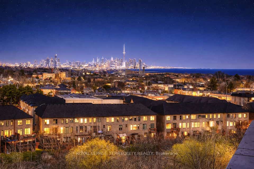 1063 Douglas McCurdy Common #702, Mississauga, ON L5G 0C5