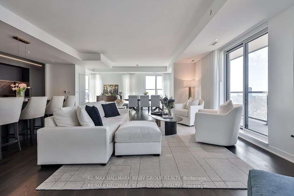 185 Alberta Avenue #1105, Toronto, ON M6C 0A5