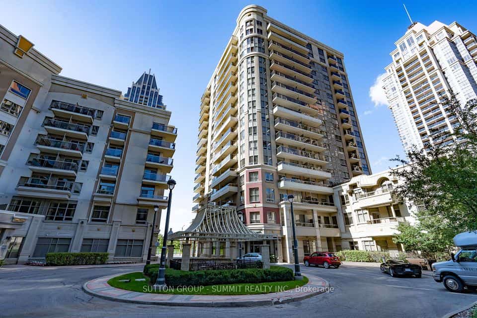 350 PRINCESS ROYAL Drive #1205, Mississauga, ON L5B 4N1