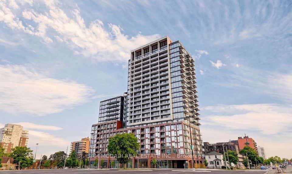 28 Ann Street E #301, Mississauga, ON L5G 0E1