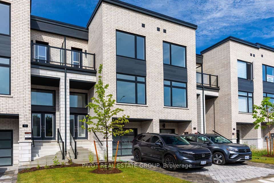 46 Danielle Moore Circle, Toronto, ON M1P 0G9