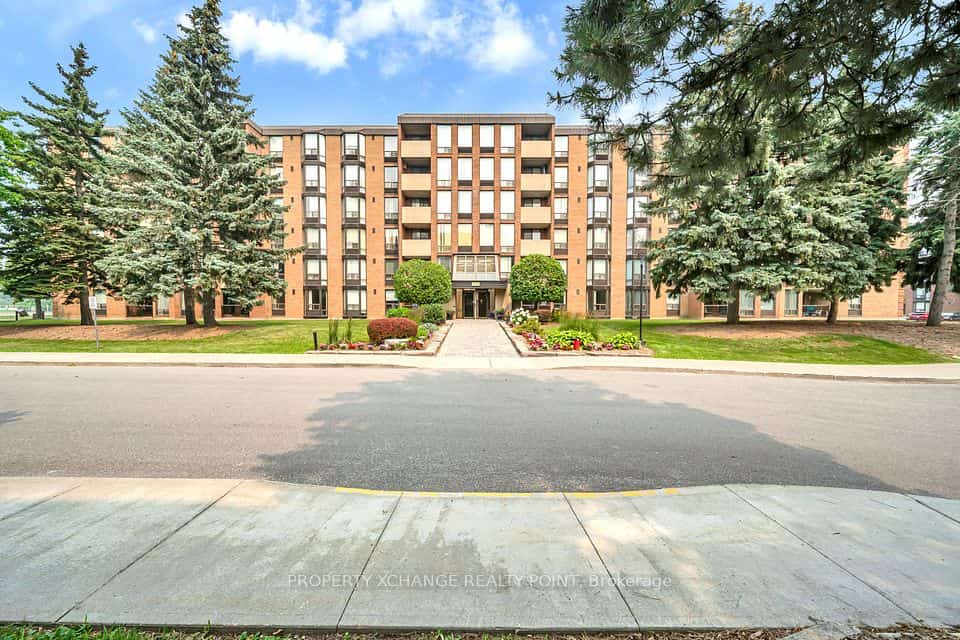 1535 Diefenbaker Court #109, Pickering, ON L1V 3W2