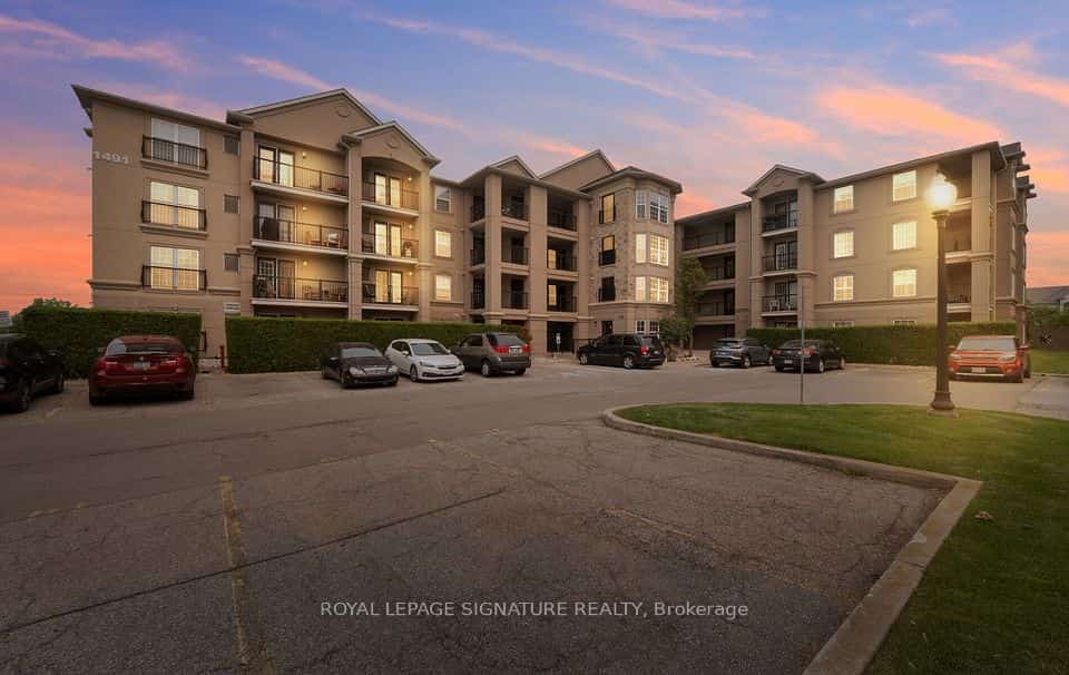 1491 Maple Avenue #401, Milton, ON L9T 0B8