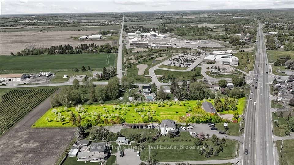 2263 Hwy 2, Clarington, ON L1C 3K7