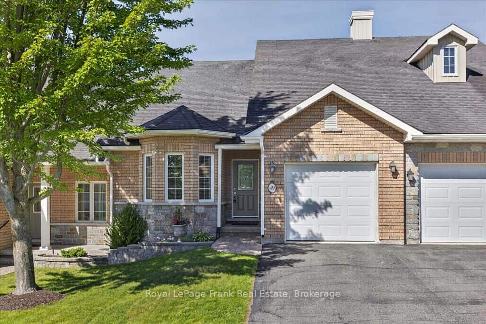 60 Village Crescent, Peterborough, Peterborough