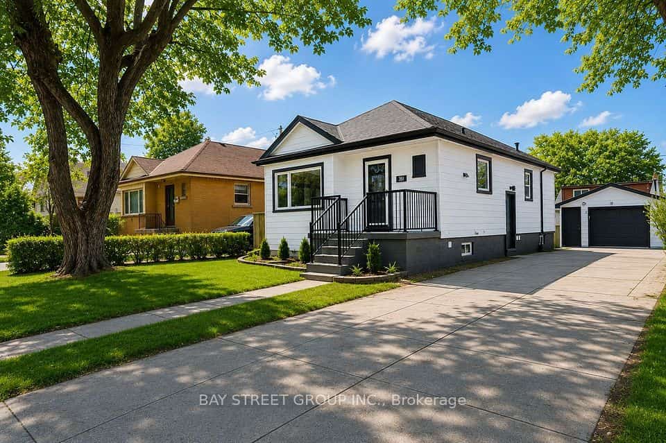 351 East 27th Street, Hamilton, ON L8V 3G9