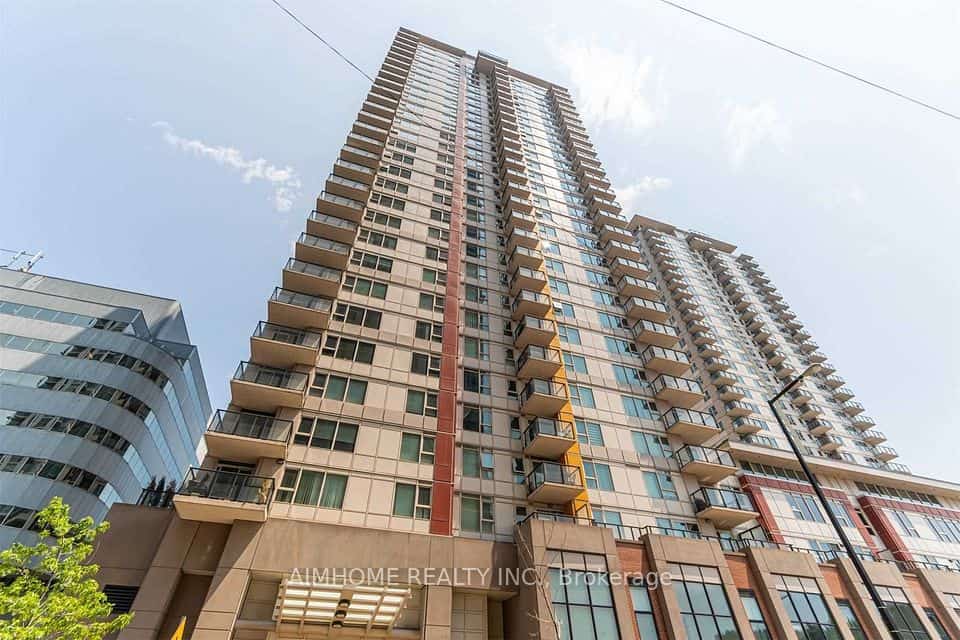 25 Town Centre Court #2902, Toronto, ON M1P 0B4