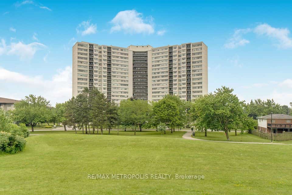 530 Lolita Gardens #1903, Mississauga, ON L5A 3T2