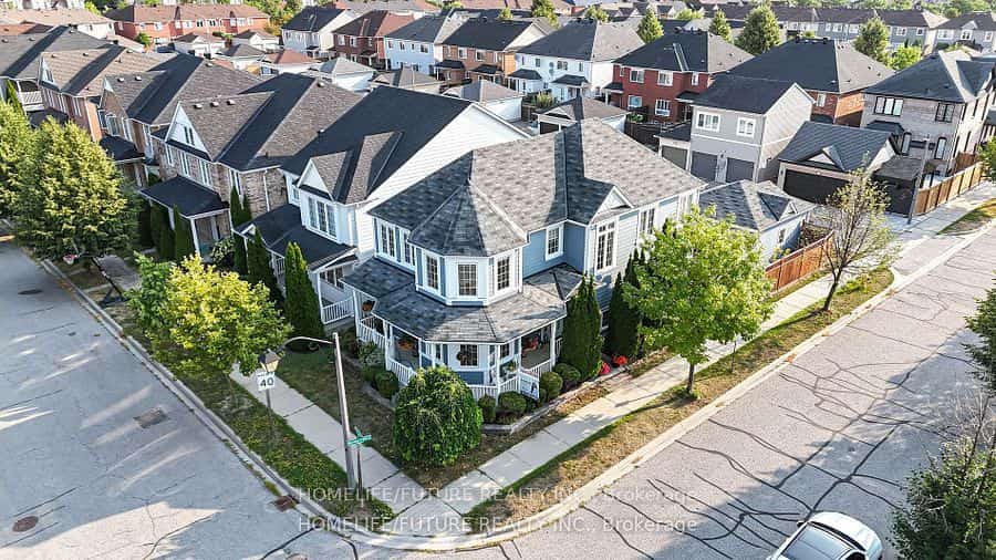 1 Capogna Street, Markham, ON L6B 0H5