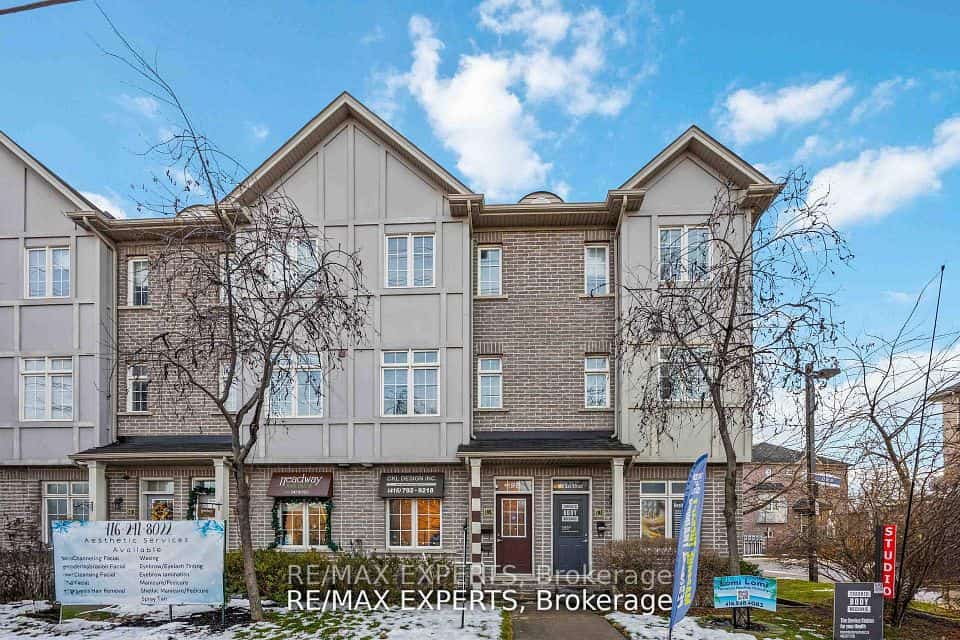 19B Oak Street, Toronto, ON M9N 0A4