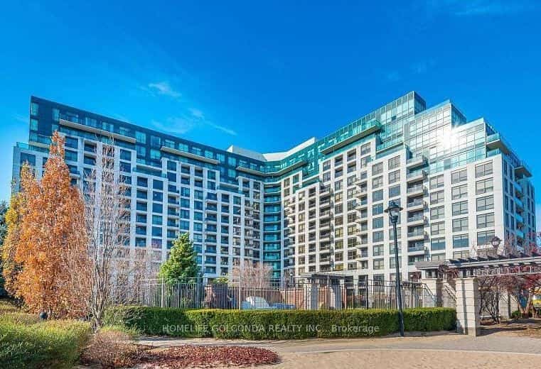 18 Harding Boulevard #412, Richmond Hill, ON L4C 0T3