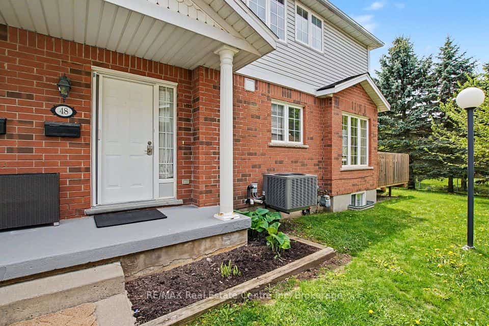 941 Gordon Street #48, Guelph, ON N1G 4R9