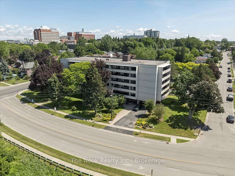 120 Elgin Street W, Oshawa, ON L1G 1S7