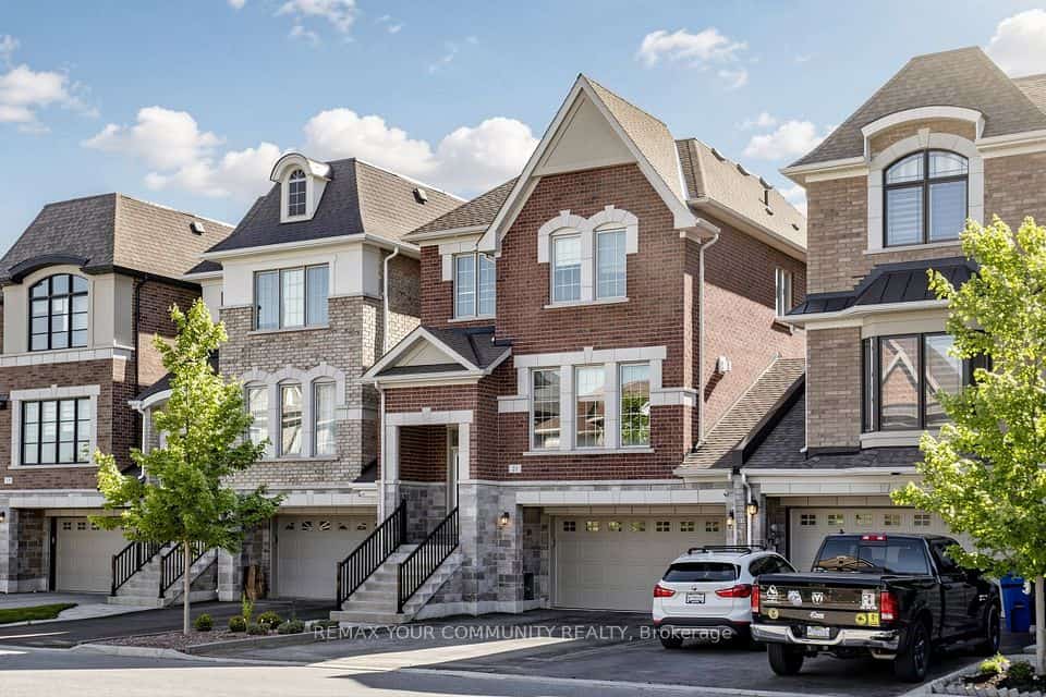 21 Princess Charlotte Avenue, Whitchurch-Stouffville, ON L4A 1Y8