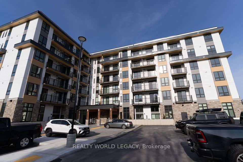101 Golden Eagle Road, Waterloo, Waterloo
