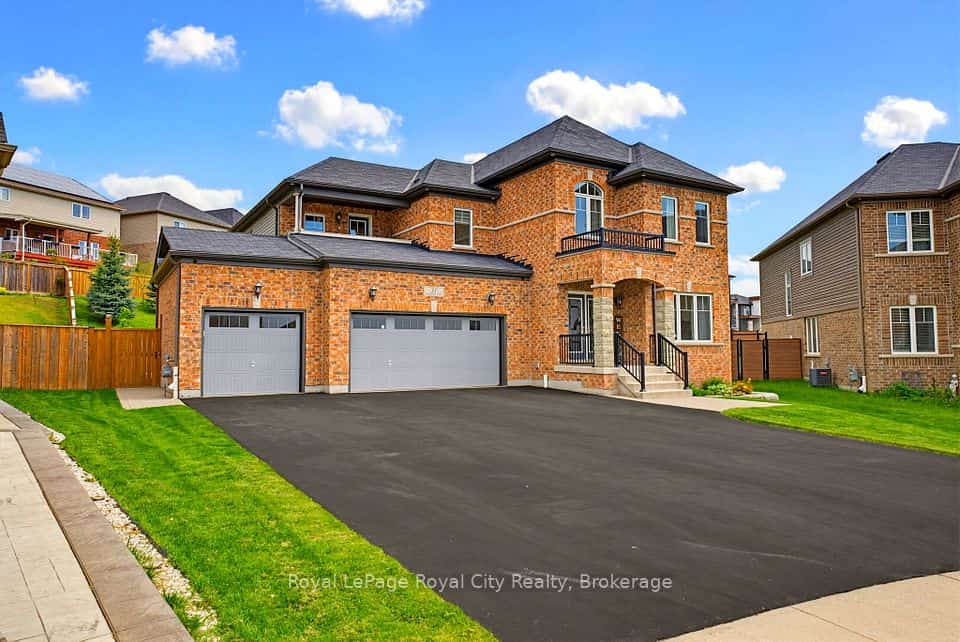 31 Wetland Way, Kitchener, ON N2P 0C2