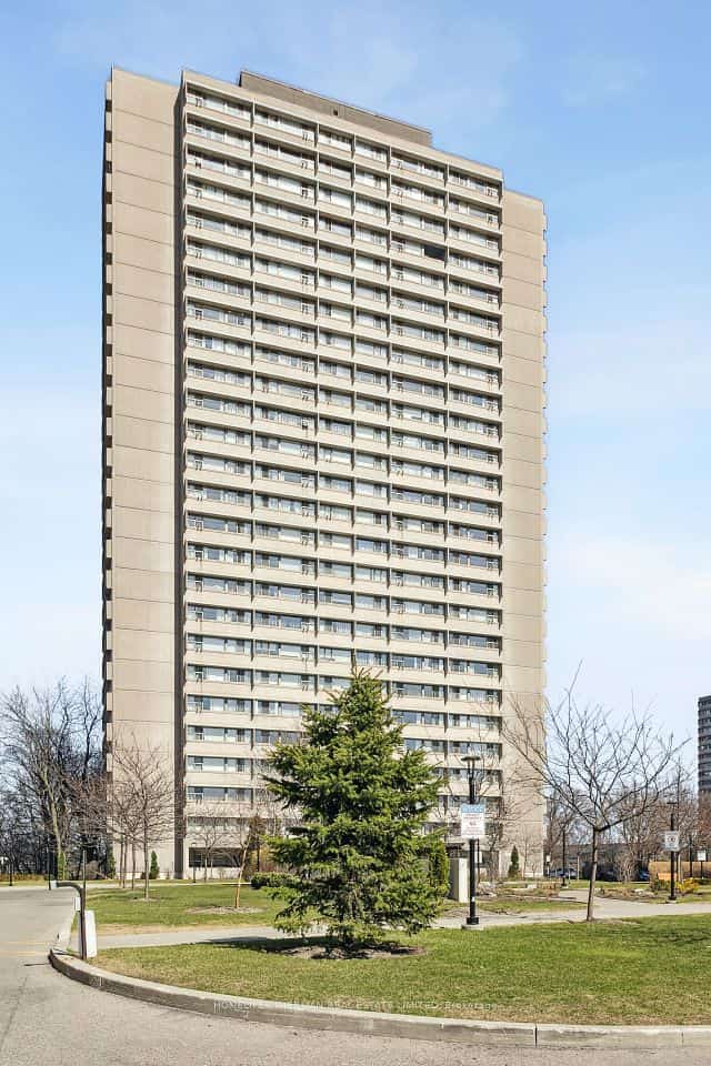 725 Don Mills Road #906, Toronto, ON M3C 1S6