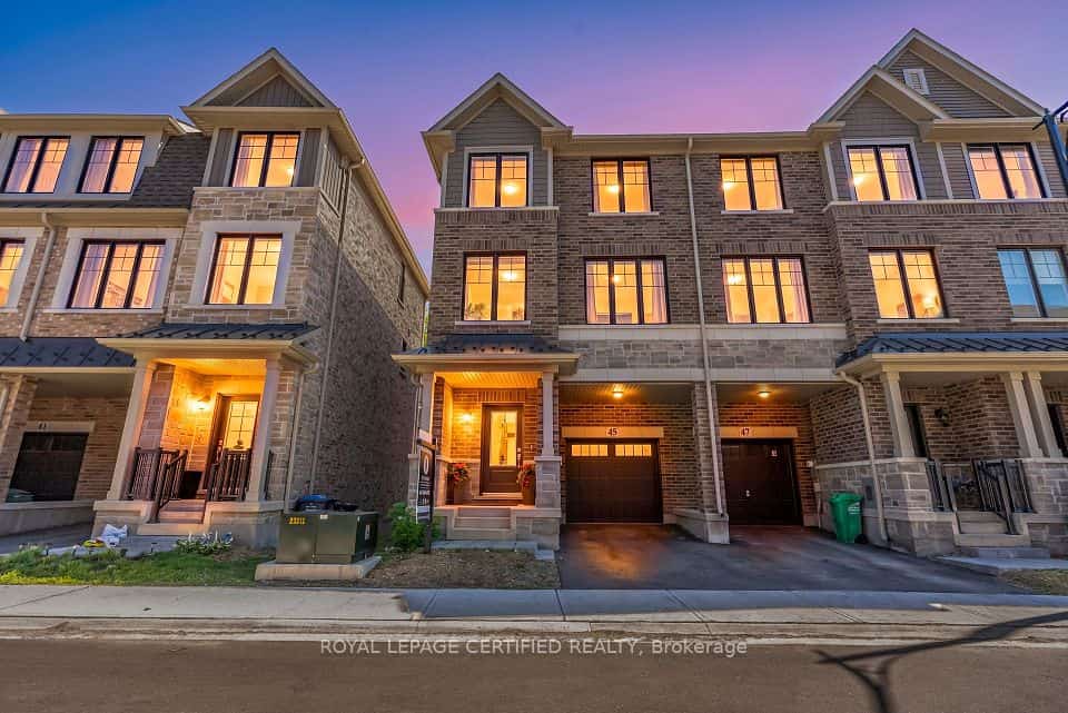 45 Folcroft Street, Brampton, ON L6Y 6L3