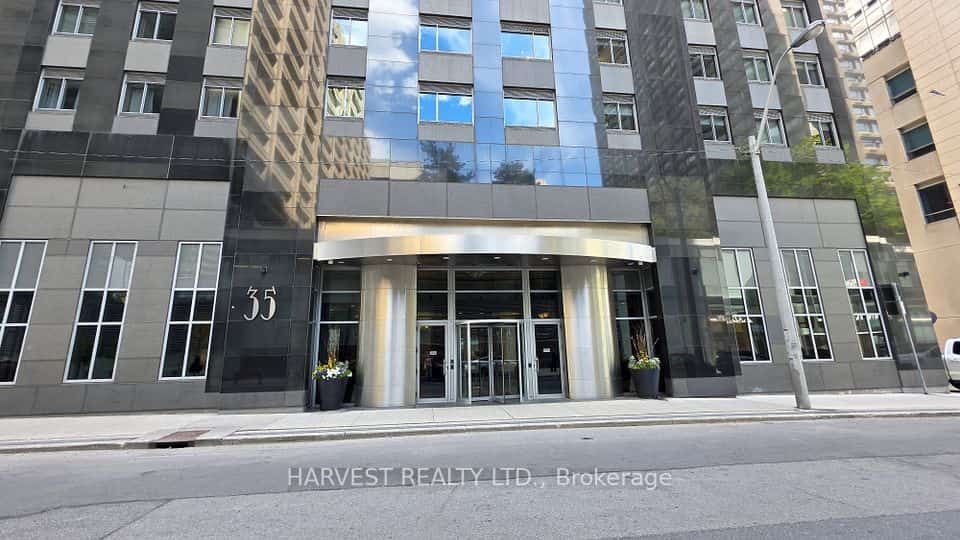 The Uptown Residences, Toronto
