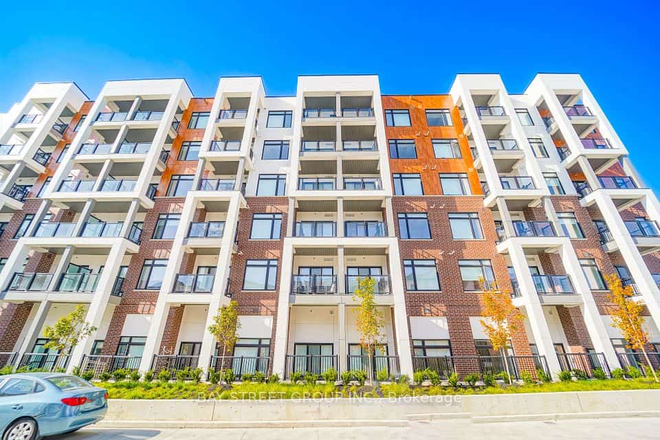 165 Canon Jackson Drive #508, Toronto, ON M6M 0C4
