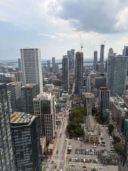 252 Church Street #5212, Toronto, ON M5B 0E6