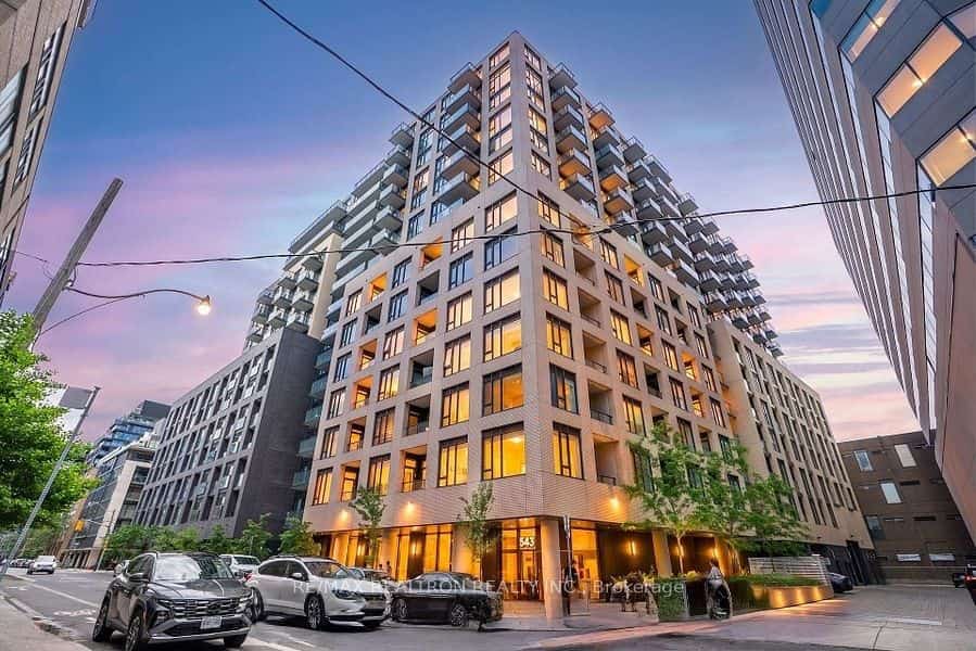 543 Richmond Street W #1427, Toronto, ON M5V 0W9