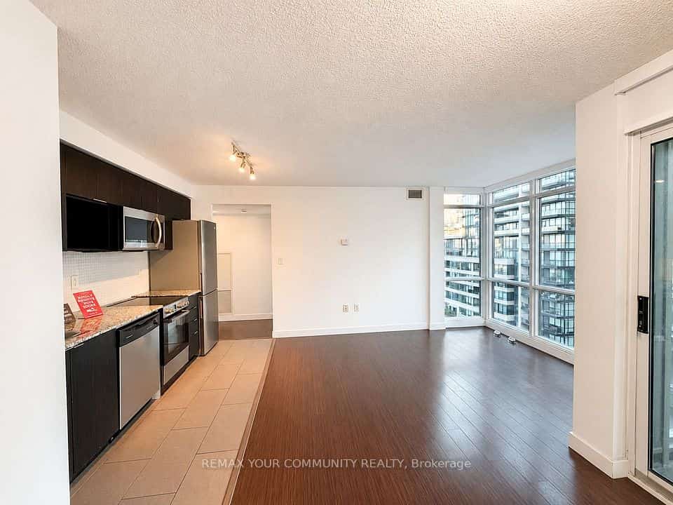 15 Fort York Boulevard #1103, Toronto, ON M5V 3Y4