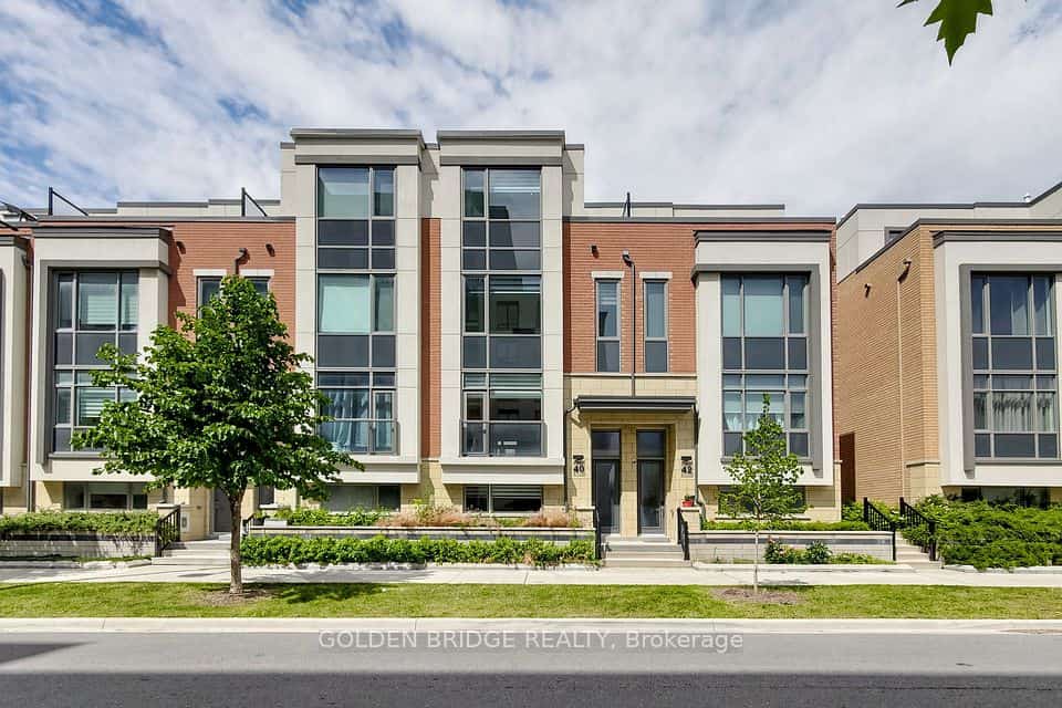 40 William Saville Street, Markham, ON L3R 9S3