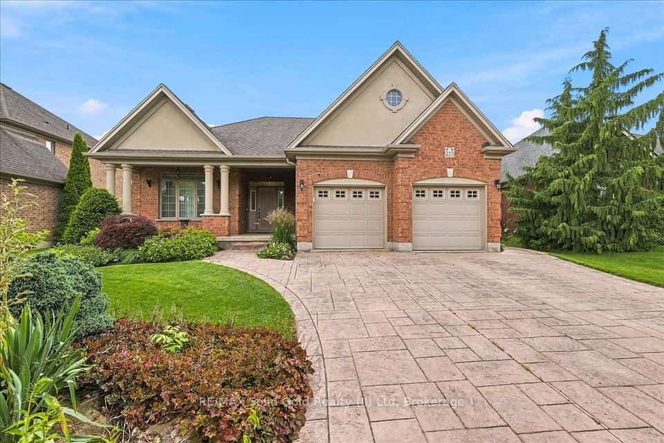 215 Terrace Wood Crescent, Kitchener, ON N2P 2T3