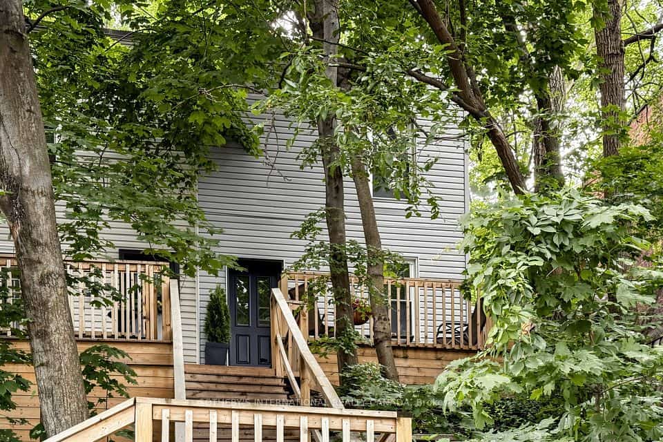 24 Patrick Street, Hamilton, ON L8N 1Z5