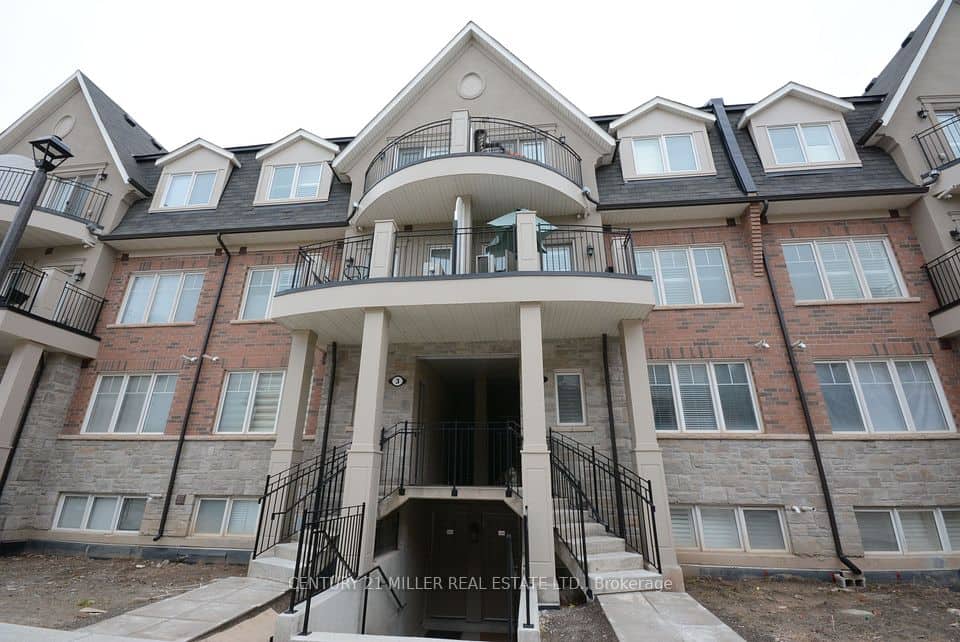 2420 Baronwood Drive, Oakville