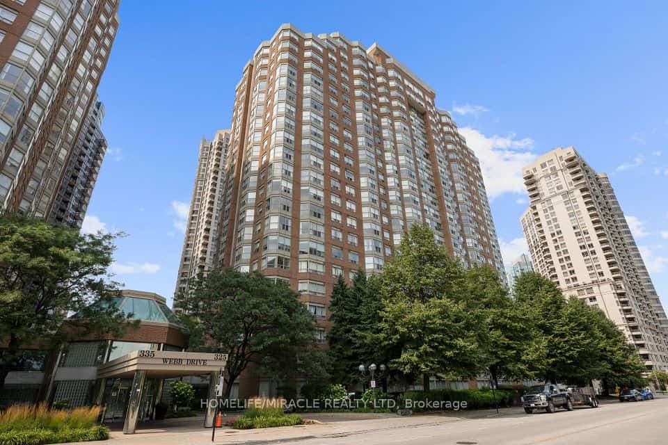 325 Webb Drive #406, Mississauga, ON L5B 3Z9