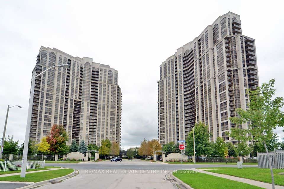 700 Humberwood Boulevard #2624, Toronto, ON M9W 7J4