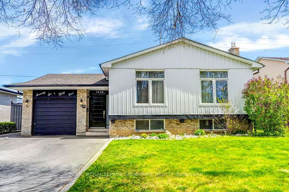 7639 Kittridge Drive, Mississauga, ON L4T 3L9
