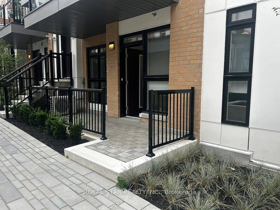 155 Canon Jackson Drive, Toronto