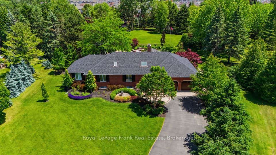 5 Craig Court, Clarington, ON L1C 4H6