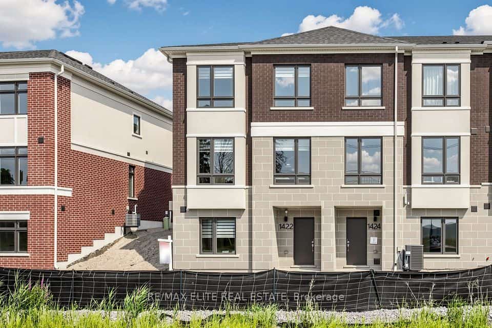 1422 19th Avenue, Richmond Hill, ON L4E 3R9