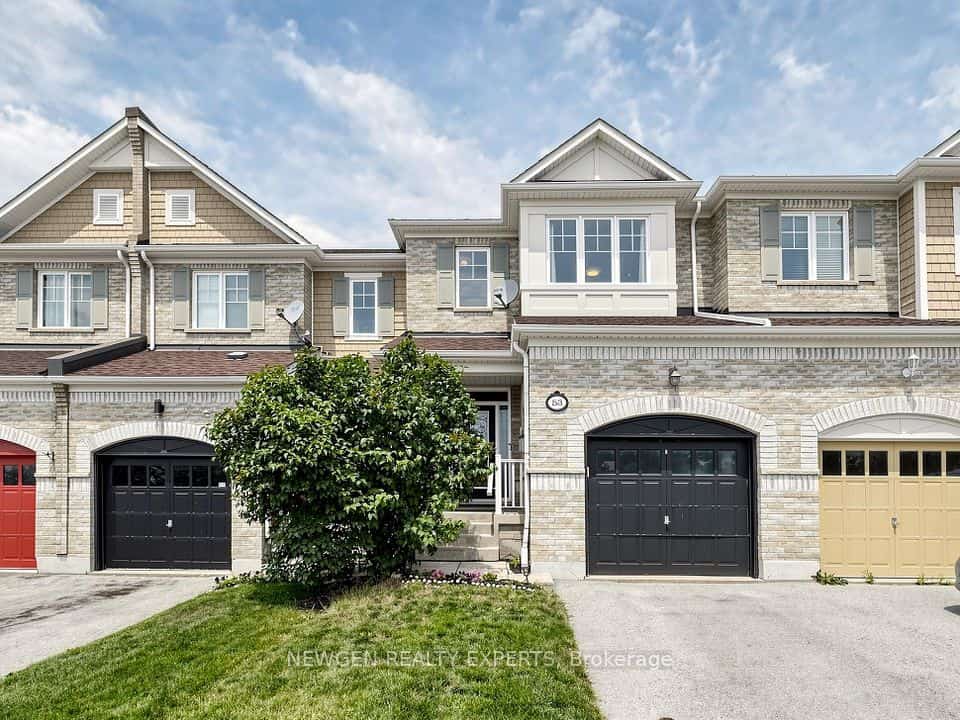53 Silverwood Circle, Ajax, ON L1Z 0A3
