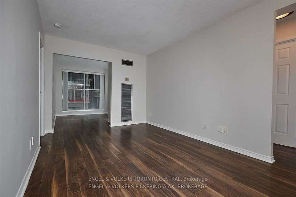 222 THE ESPLANADE Street #310, Toronto, ON M5A 4M8
