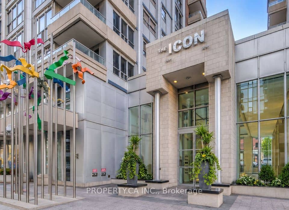 250 Wellington Street, Toronto