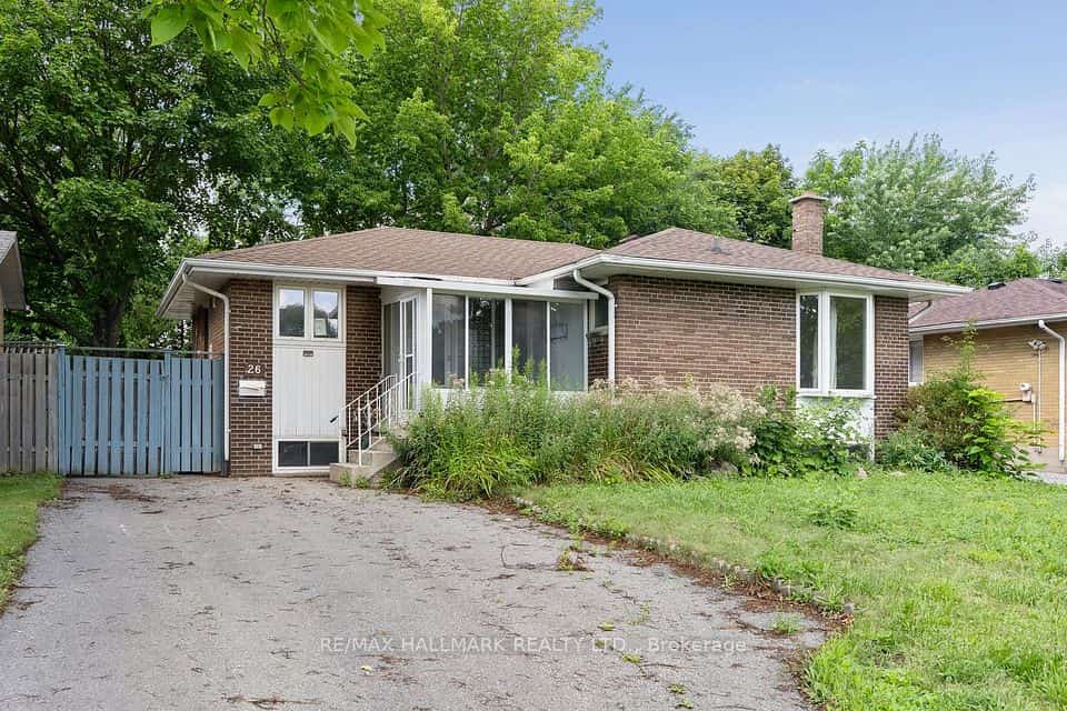 26 Flowertown Avenue, Brampton, ON L6X 2K2