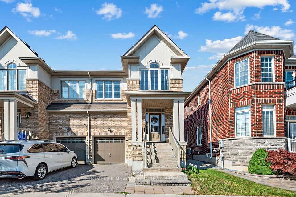 26 Living Crescent, Markham, ON L6C 0T9
