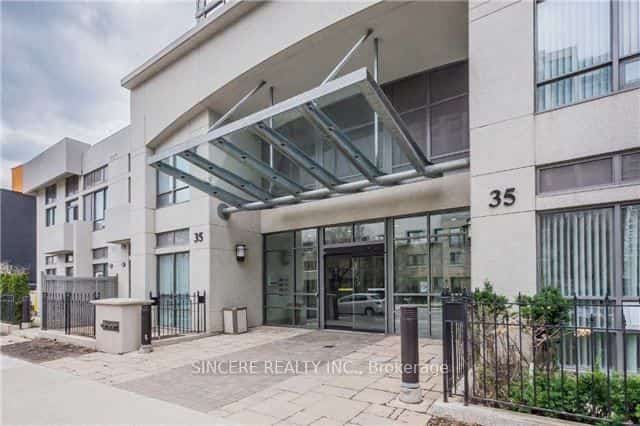 35 Hollywood Avenue #1922, Toronto, ON M2N 0A9