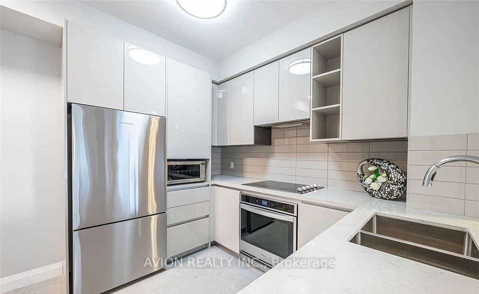 398 Highway 7 Street E #510, Richmond Hill, ON L4B 1A7