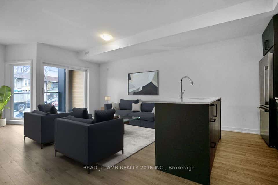 35 Birchcliff Avenue #11, Toronto, ON M1N 0C1